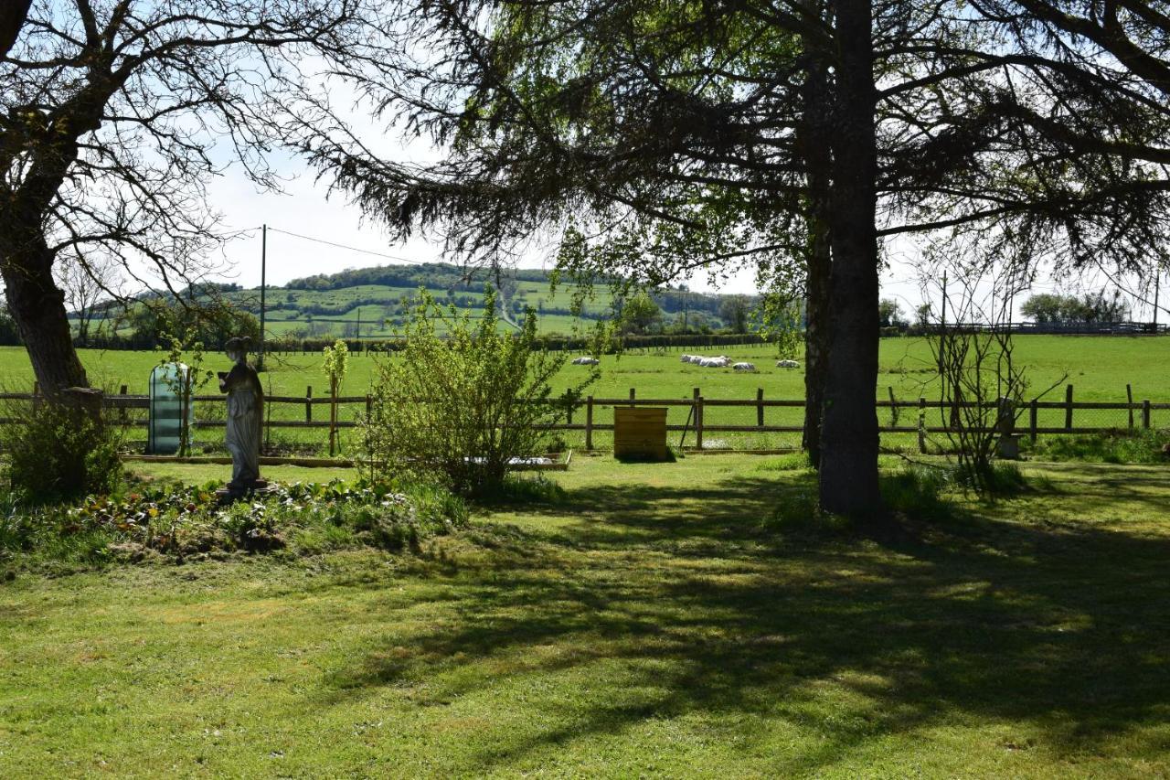 Bed and Breakfast Le Chene D'Or Marcheseuil Exteriér fotografie